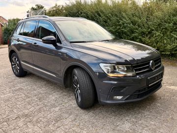 Volkswagen Tiguan - 4