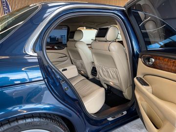 Jaguar XJ 2.7 D XJ6 Sovereign *Klima*Navi*PDC*Bluetooth