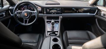 Fahrzeugabbildung Porsche Panamera 4 360°|NACHTS.|SOFTCL.|STANDHZ.|AMBIE.
