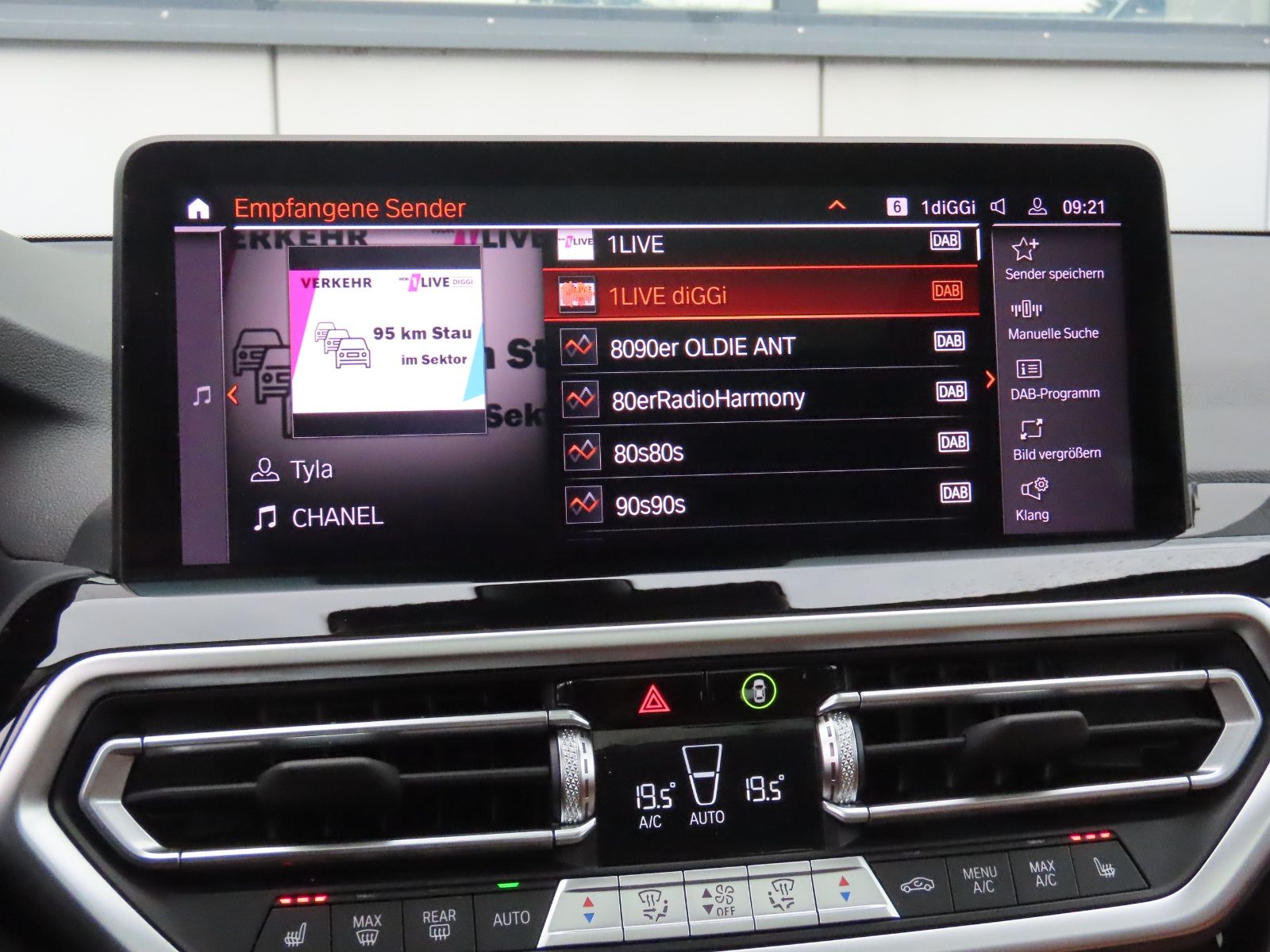 BMW X3 xDrive30i Autom. Leder Klima Panorama 360° foto 24