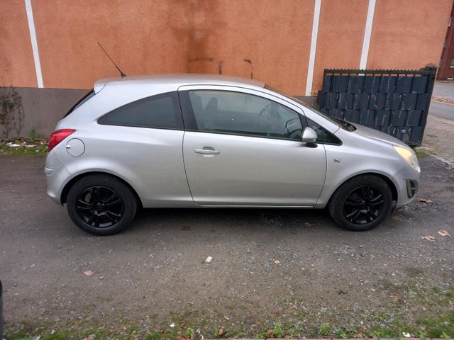 Opel corsa Sport Edition Baujahr  2012.  F...