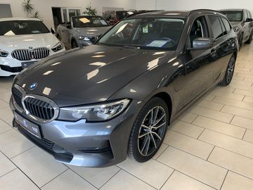 BMW 330 - 1