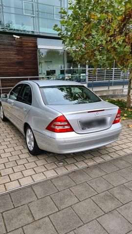 Mercedes-Benz Mercedes C180 Kompressor Automatik Rentner...