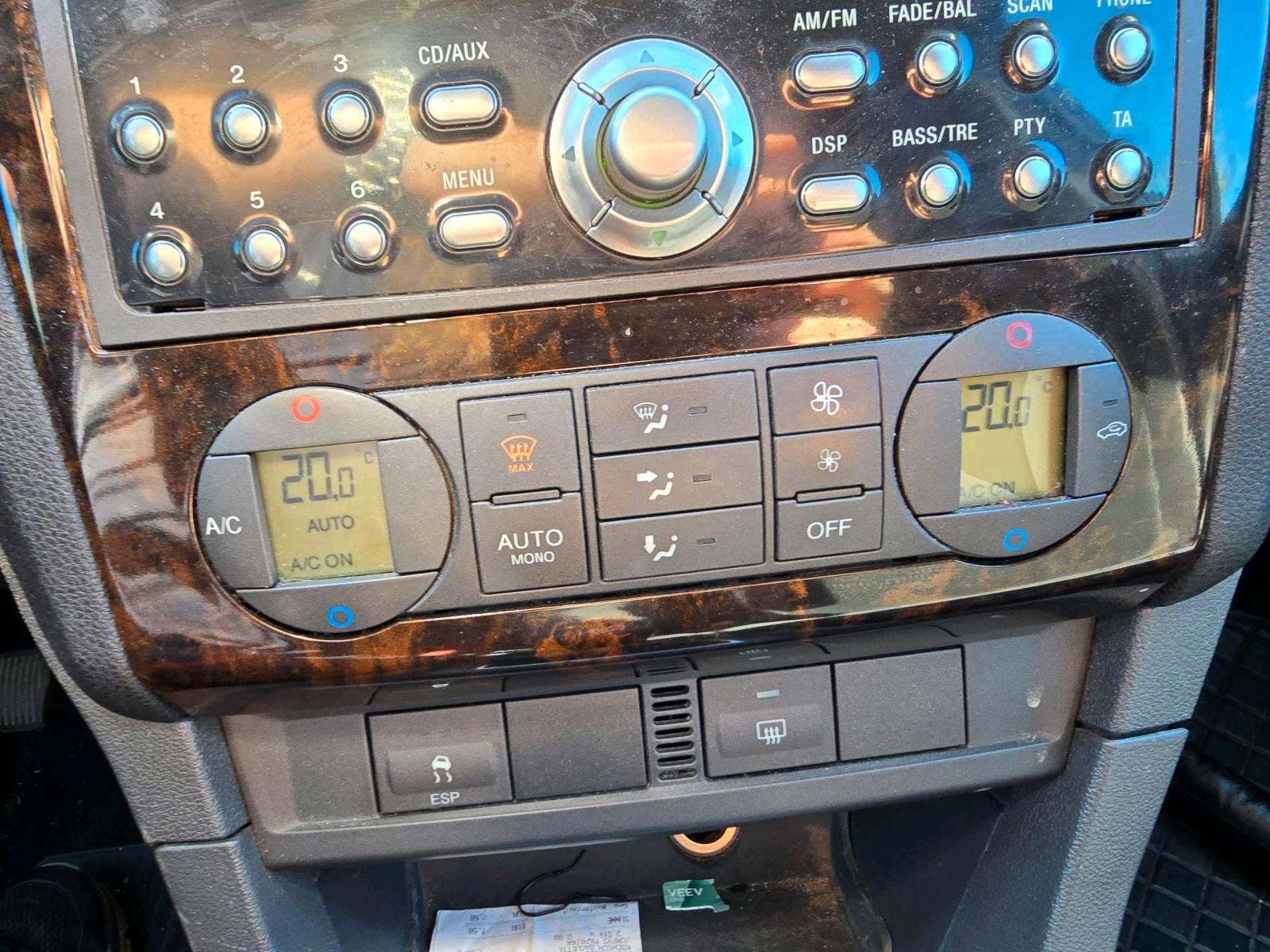 Ford Focus 2005 — photo 9