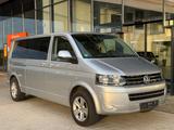 Volkswagen T5 9 Sitze Lang Caravelle Comfortline - Volkswagen T5 Transporter in Kassel