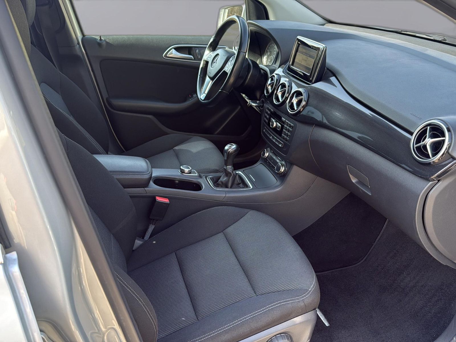 Fahrzeugabbildung Mercedes-Benz B 180 im Kundenauftr./ Top gepflegt