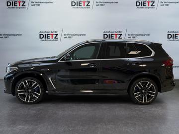 2021 BMW X5 M — фото 7