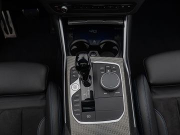Fahrzeugabbildung BMW M340d xD 360°Panorama Laser HUD DAB Komfort 19"