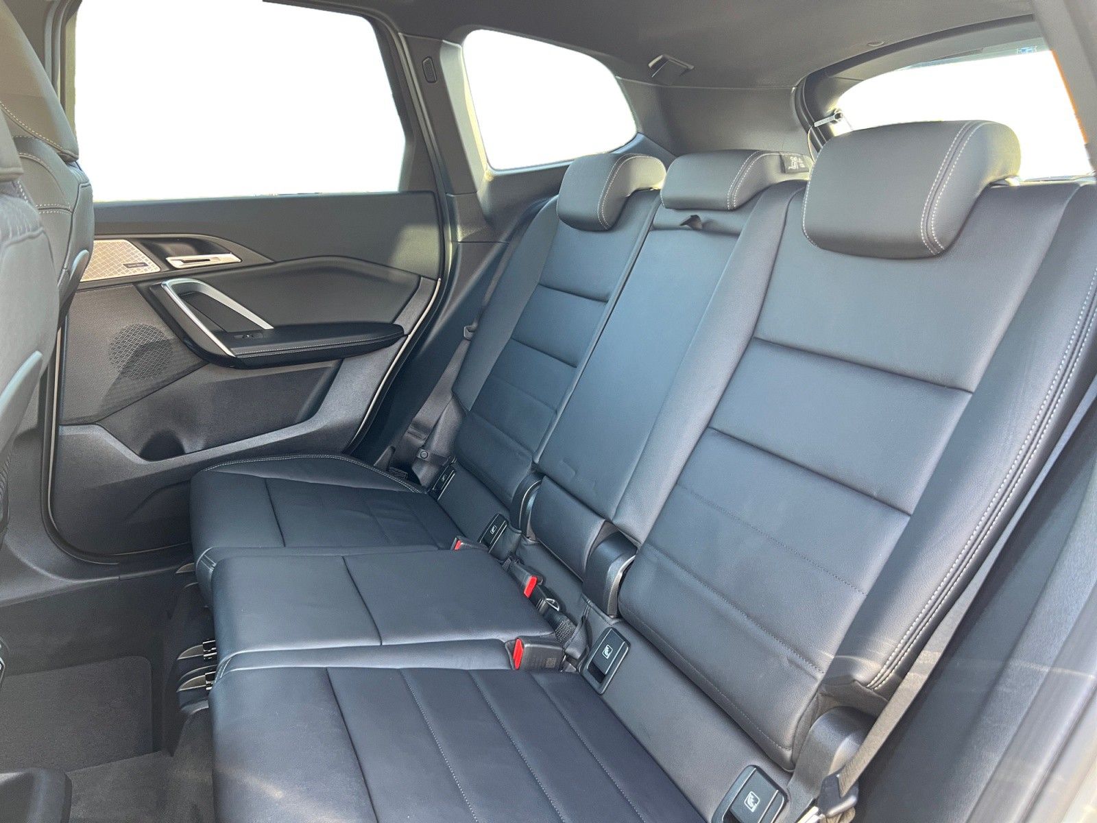 BMW X1 20d xDrive M Sport PANO/MASSAGE/AHK/MEMORY foto 10