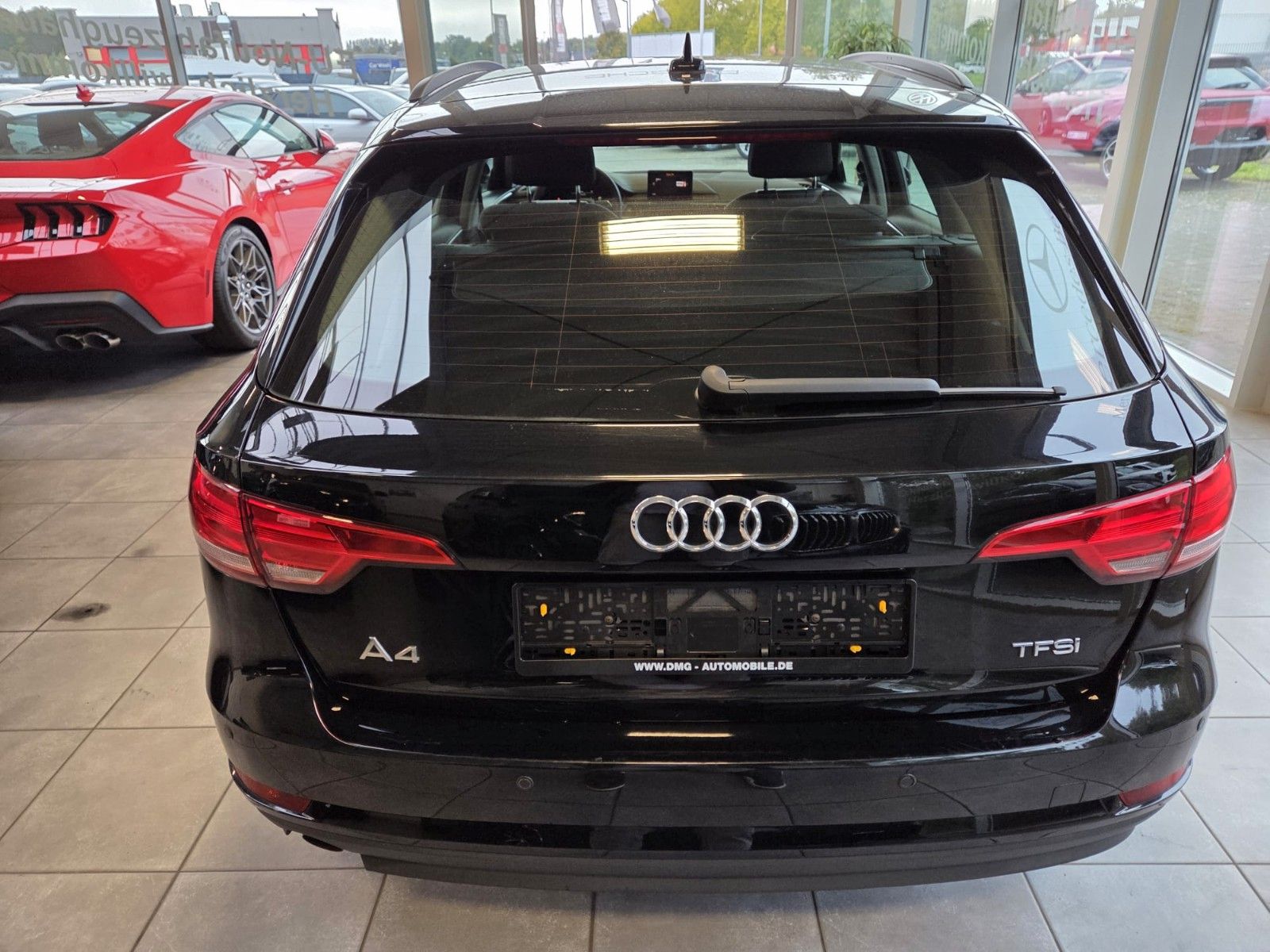 Fahrzeugabbildung Audi A4 Avant basis