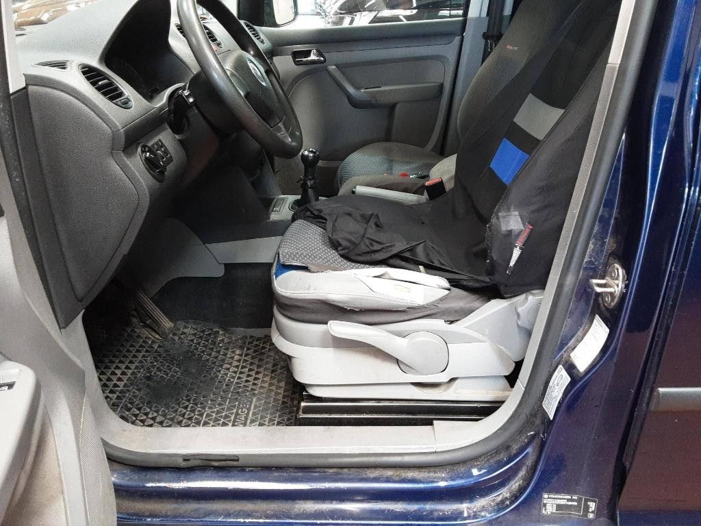 Fahrzeugabbildung Volkswagen Caddy Life 1.9 TDi AHK Navi Klima 5-Sitzer