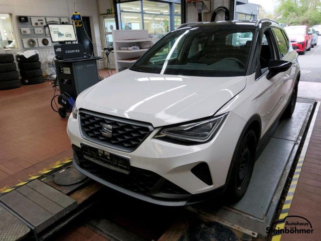 SEAT Arona FR 1.0TSI LED NAV ACC SHZ Bluetooth Navi