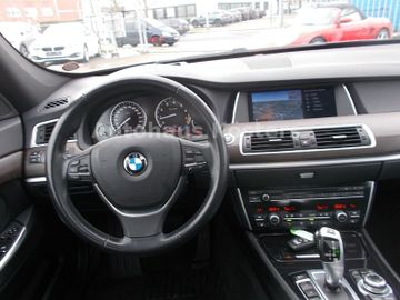 BMW 550 Gran Turismo - 12