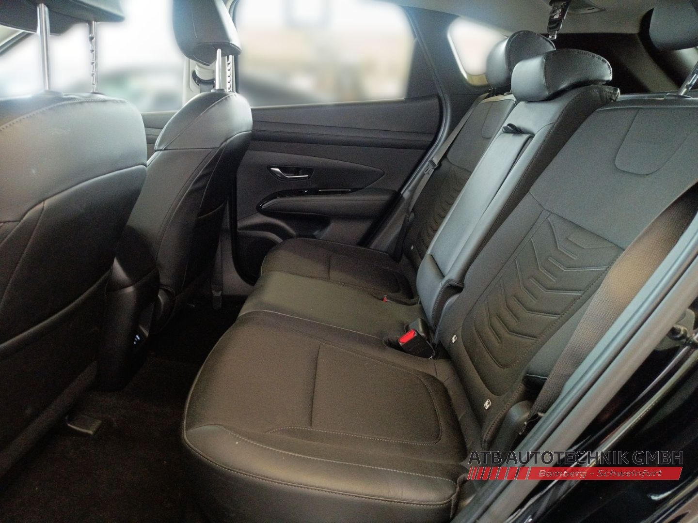 Fahrzeugabbildung Hyundai Tucson Trend 1.6 T-GDI PHEV 6-AT 4WD Navi LED El