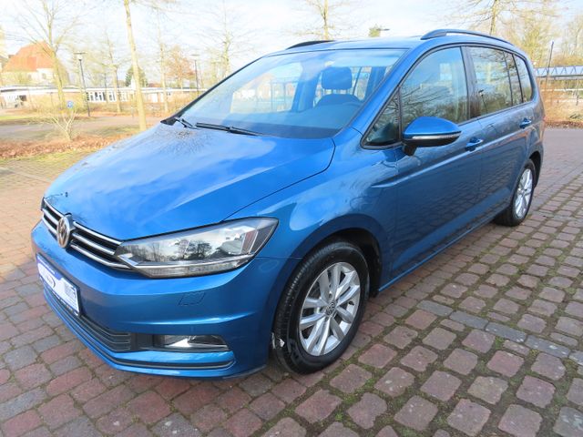 Volkswagen Touran 2,0TDI Comfortline BMT  Navi Panorama AHK