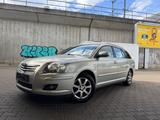 Toyota Avensis Combi 1,8/KLIMA/NAVI/TÜV 6/28 /SH - Toyota Avensis Combi Gebrauchtwagen