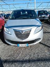 Lancia Ypsilon 1.2 69 CV 5 porte S&S Platinum - Lancia Ypsilon aus 2011