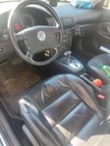 Volkswagen vw  Passat Benzin 2003 - Volkswagen Passat aus 2003