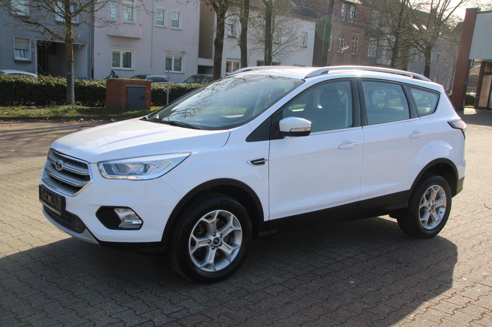 Ford Kuga Cool&Connect Navi Tempomat Klima CarPlay