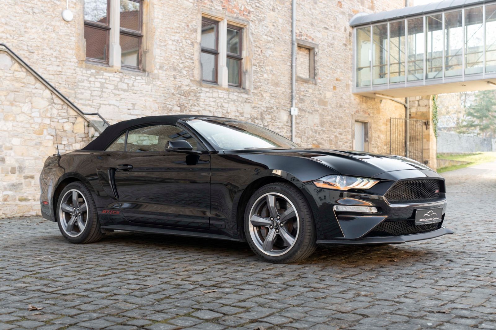 Fahrzeugabbildung Ford Mustang GT 5.0L CS Cabrio B&O KAM LED TOTW ACC