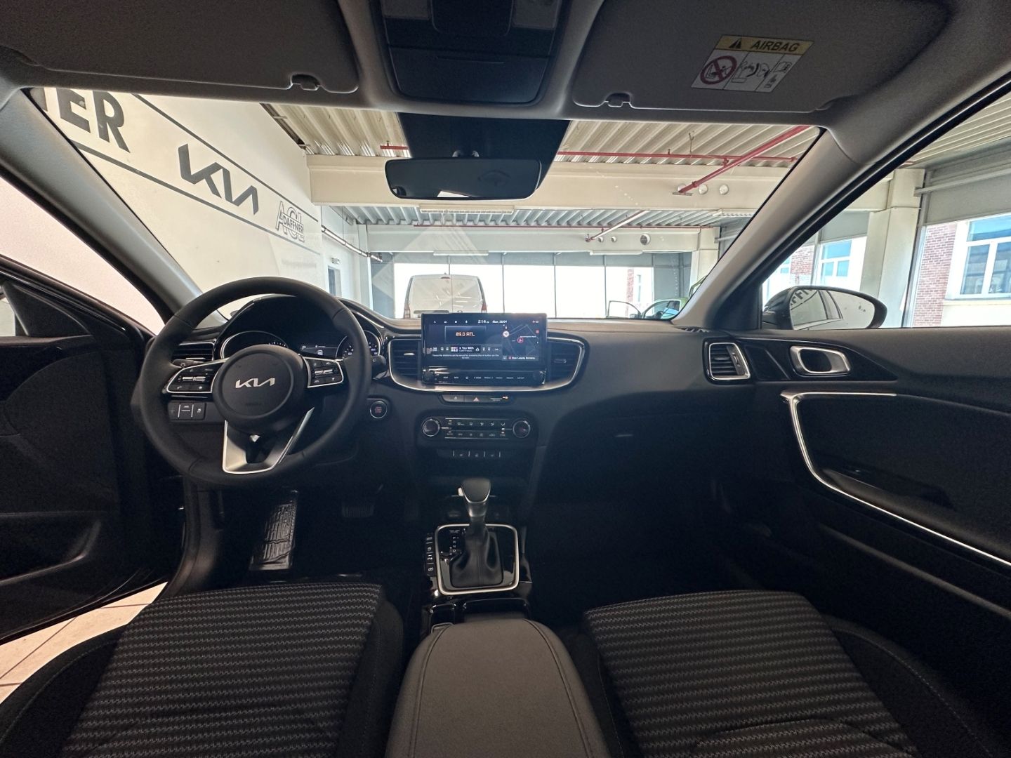 Fahrzeugabbildung Kia Ceed Ultimate Edition  1.5 T-GDI