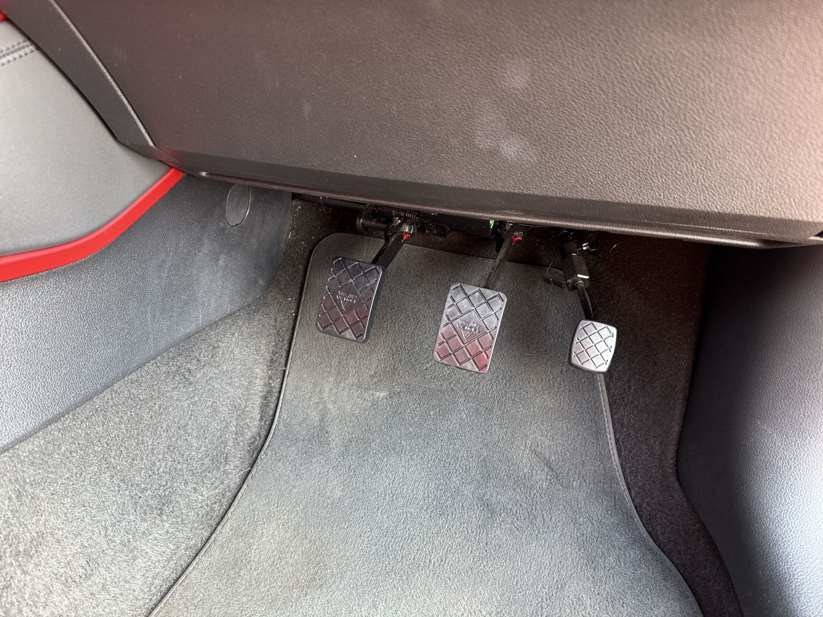 Fahrzeugabbildung Audi Q2 1.6 TDI Klima AHK Fahrschulwagen