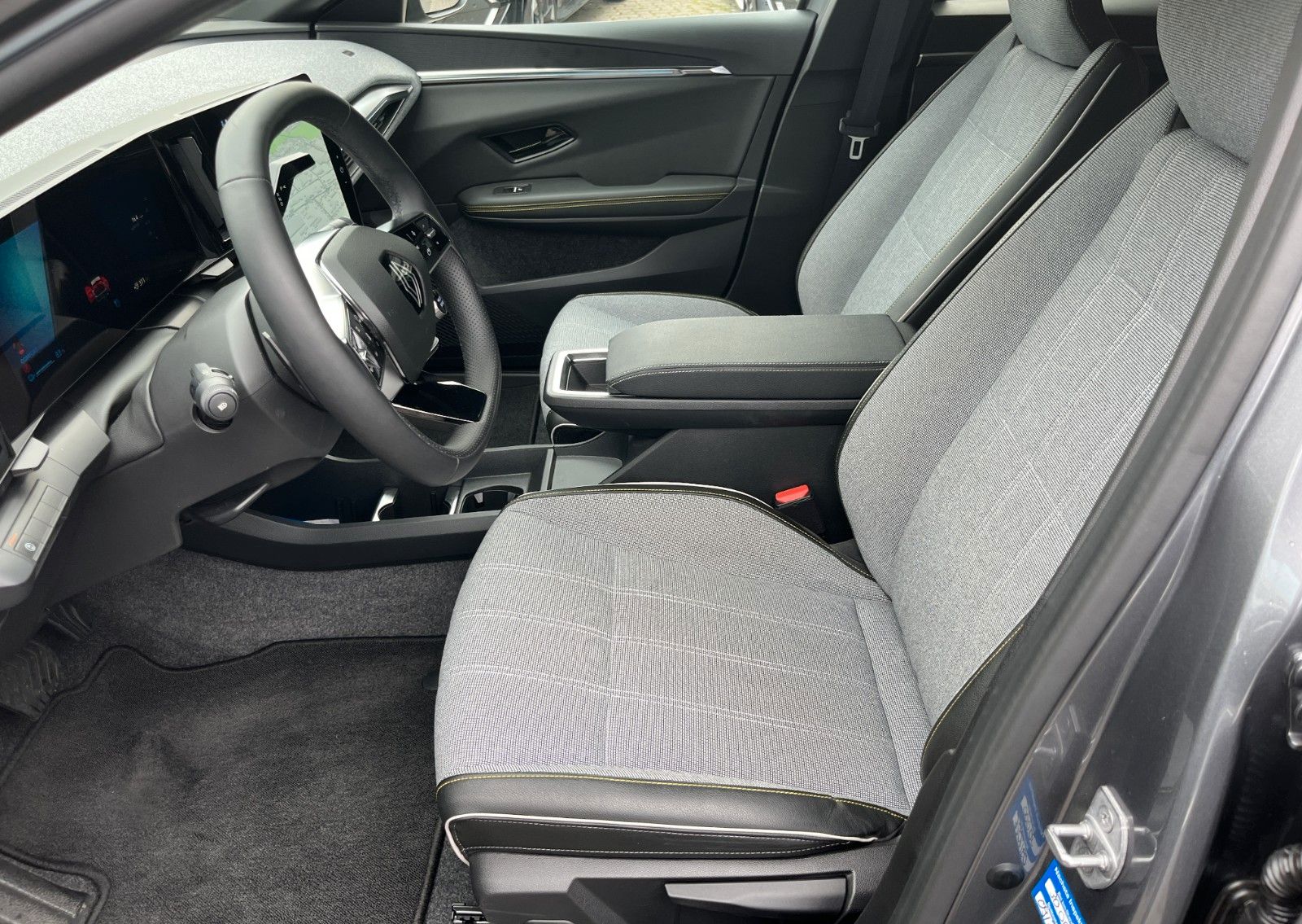Renault Megane E-TECH - Bild 13