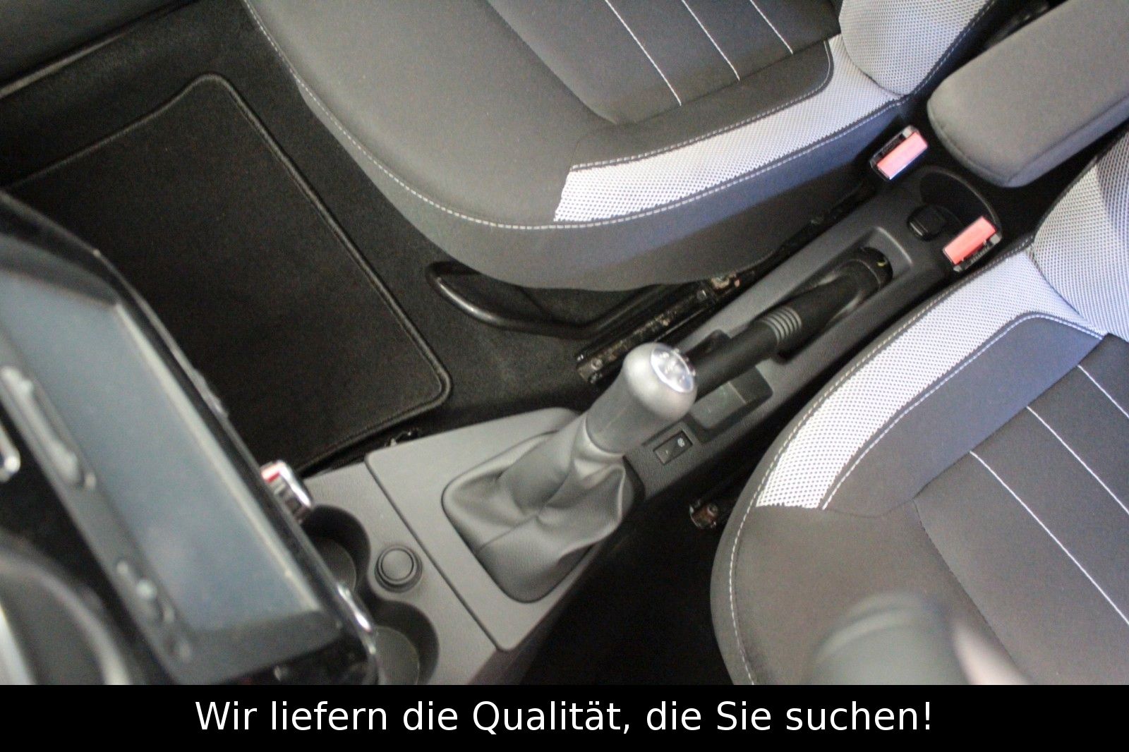 Fahrzeugabbildung Dacia Dokker TCe 115 Stepway *Navi*Klima*