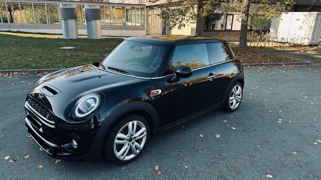 MINI Cooper S - Chili Automatik LED Navi