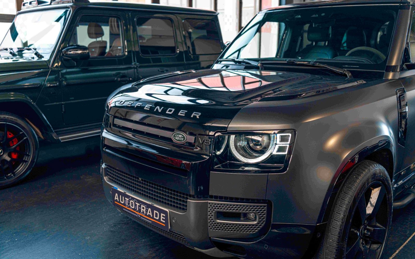 Land Rover Defender 5.0P525 V8 Carpathian Edition 110 URBAN imagem 3