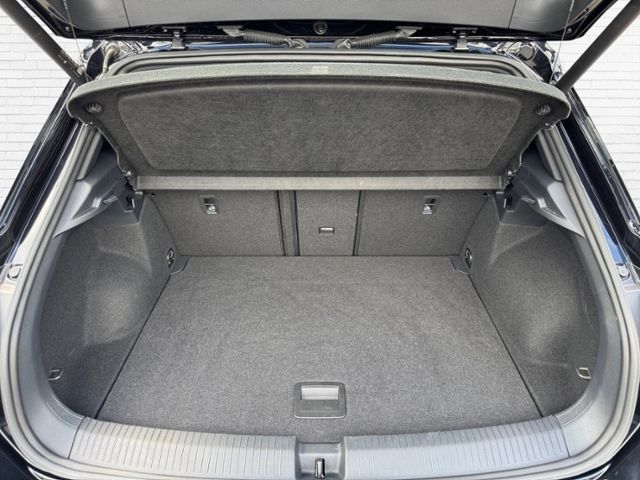 Fahrzeugabbildung Volkswagen T-Roc R-Line 4Motion DSG KLIMA LED NAVI ALU