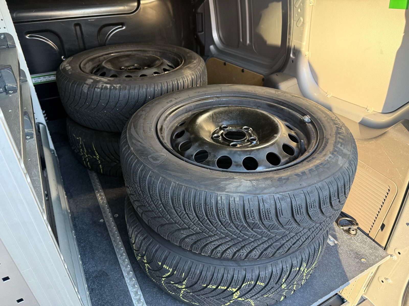 Fahrzeugabbildung Ford Transit Connect 1.5 TDCi Trend XEN+SHZ+KAM+REGAL