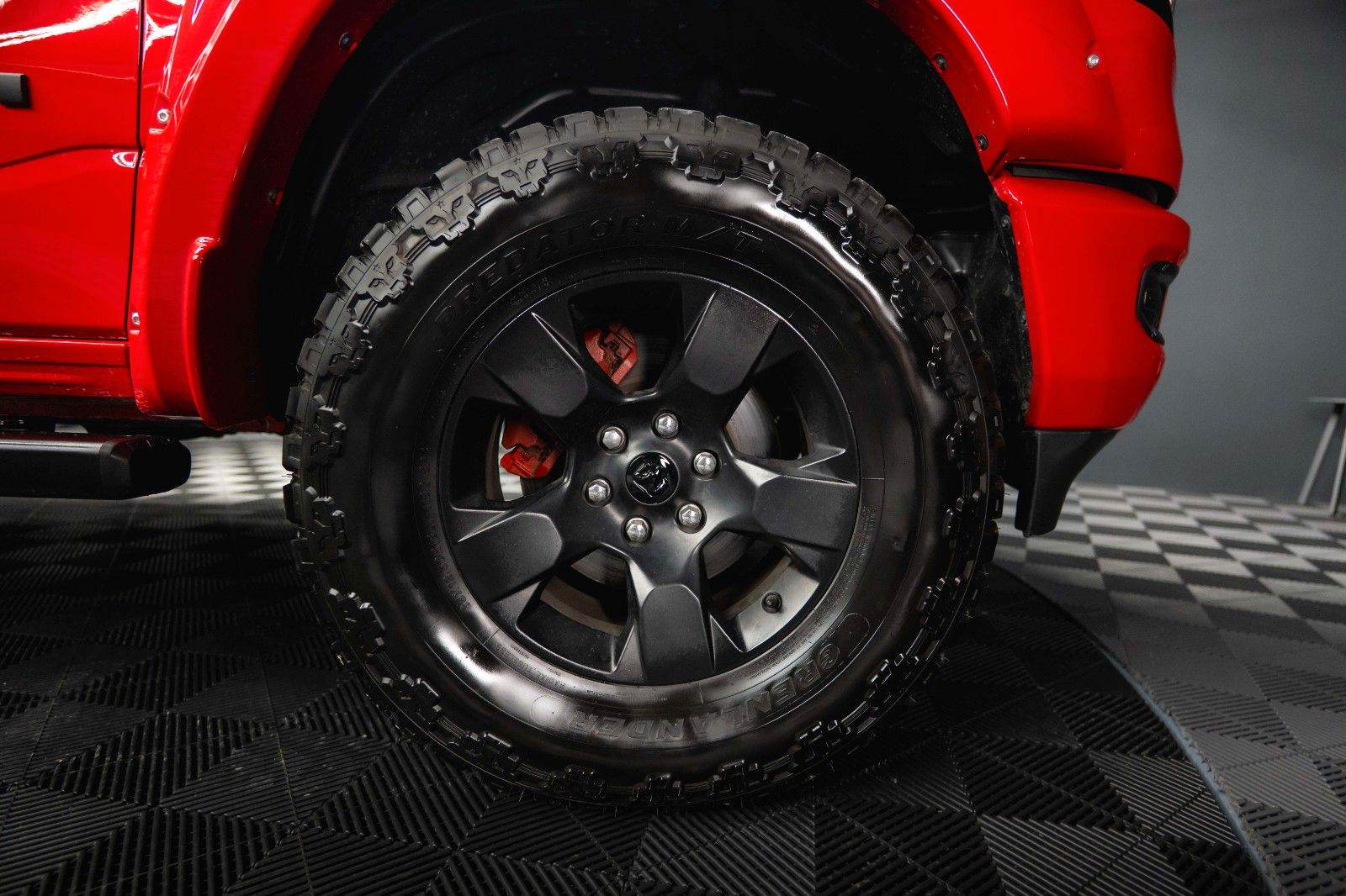 Fahrzeugabbildung Dodge RAM 5.7 V8 HEMI 4x4 Limited OFFROAD AxleLock 19%