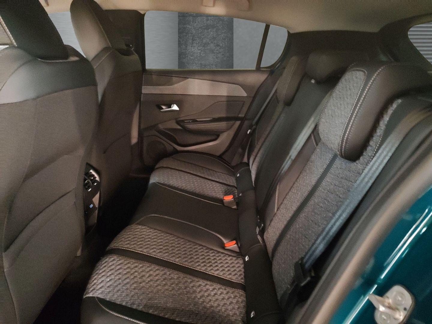 Peugeot 308 - Bild 9