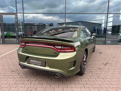 Fahrzeugabbildung Dodge Charger 5.7L R/T Autom. Blacktop Schiebedach