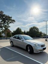 Mercedes-Benz Mercedes Benz C Klasse C 270 W 203 Vollleder - gebrauchte Mercedes-Benz C 270 aus dem Jahr 2004