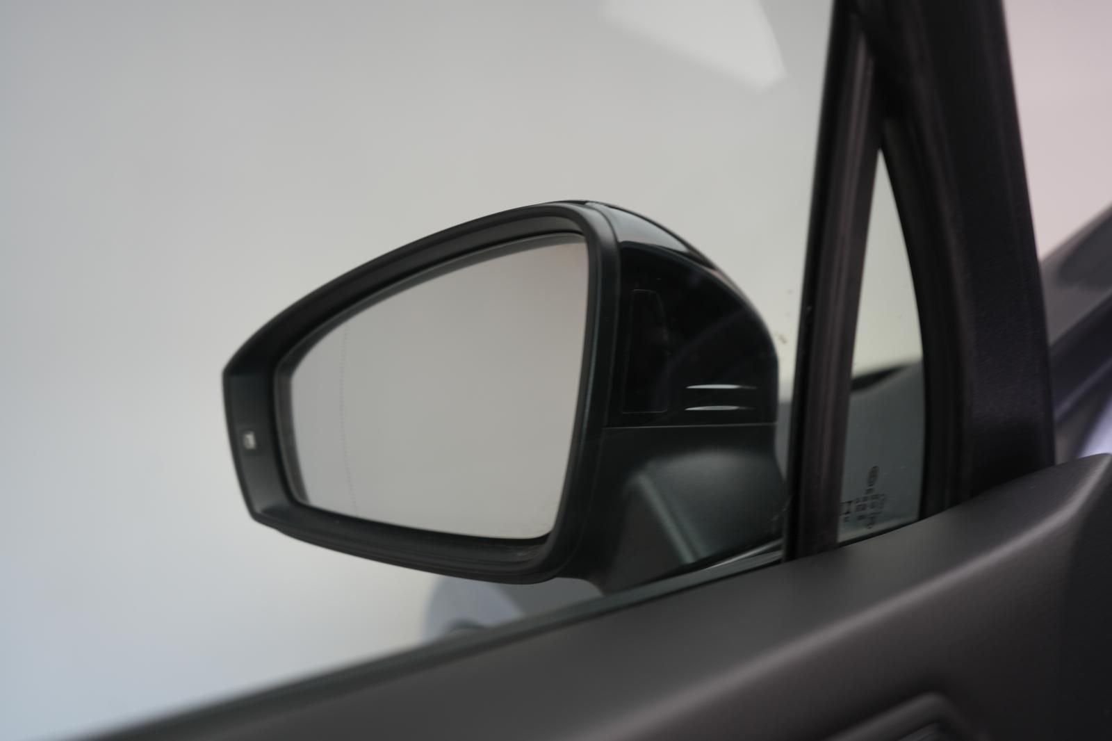 Volkswagen Tiguan Allspace 2.0 TDI 4Motion DSG R-Line ACC/K foto 34
