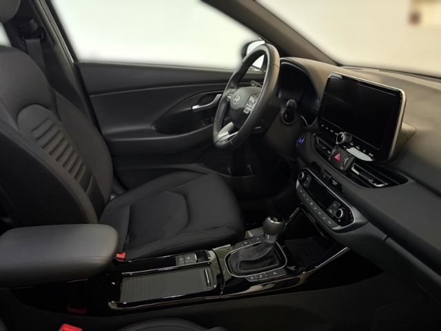 Fahrzeugabbildung Hyundai i30 cw Advantage Navi Digitales Cockpit LED ACC