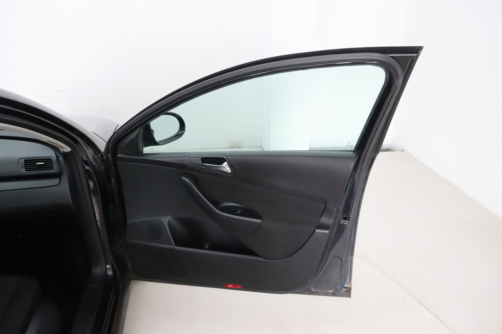 Fahrzeugabbildung Volkswagen Passat Variant 2.0 TDI DPF Trendline