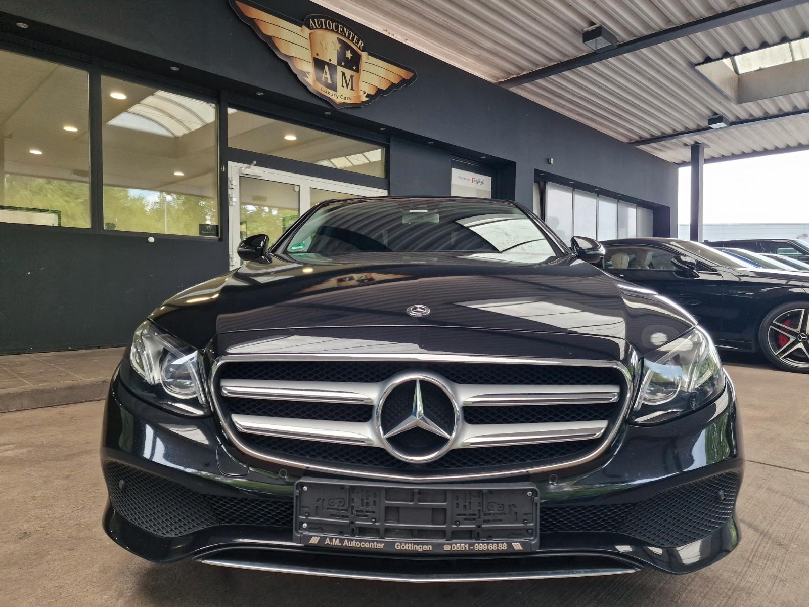 Mercedes-Benz E 220d Lim. AVANTGARDE Teilleder/Kamera/LED