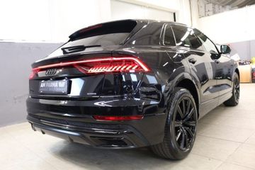 Audi Q8 - 6