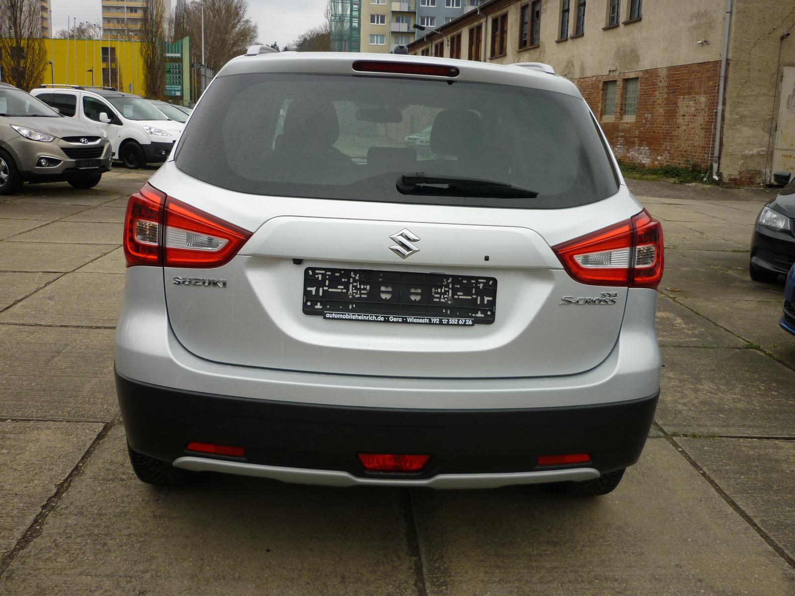 Suzuki (SX4) S-Cross GLX 1.Hand! NAVi! Rückfahrkamera!