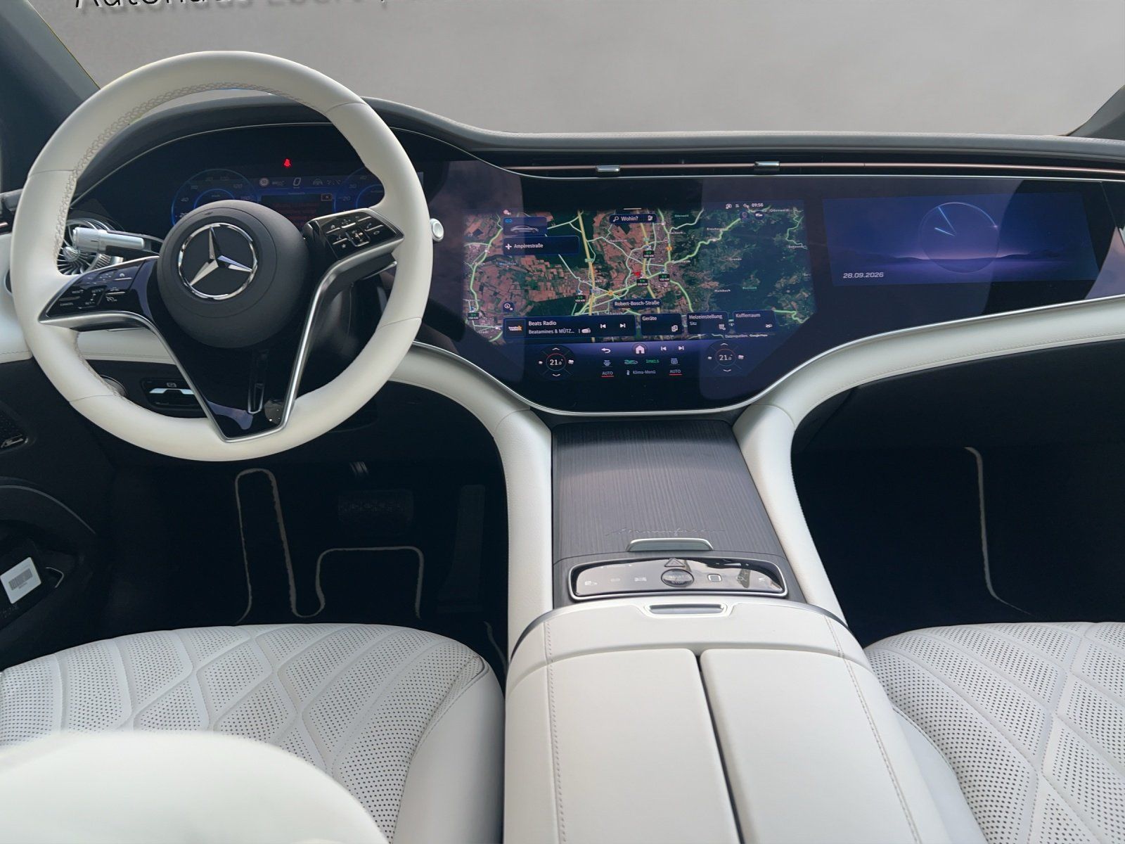 Fahrzeugabbildung Mercedes-Benz EQS 580 AMG ManufakturInterieur TV Masage AR-HUD