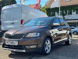 Skoda Rapid Spaceback Scoutline Xenon Panoramadach - Skoda Rapid: Spaceback Scoutline