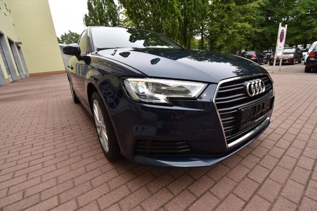 Audi A3 Sportback 30 TDI Bi-Xenon Automatik PDC