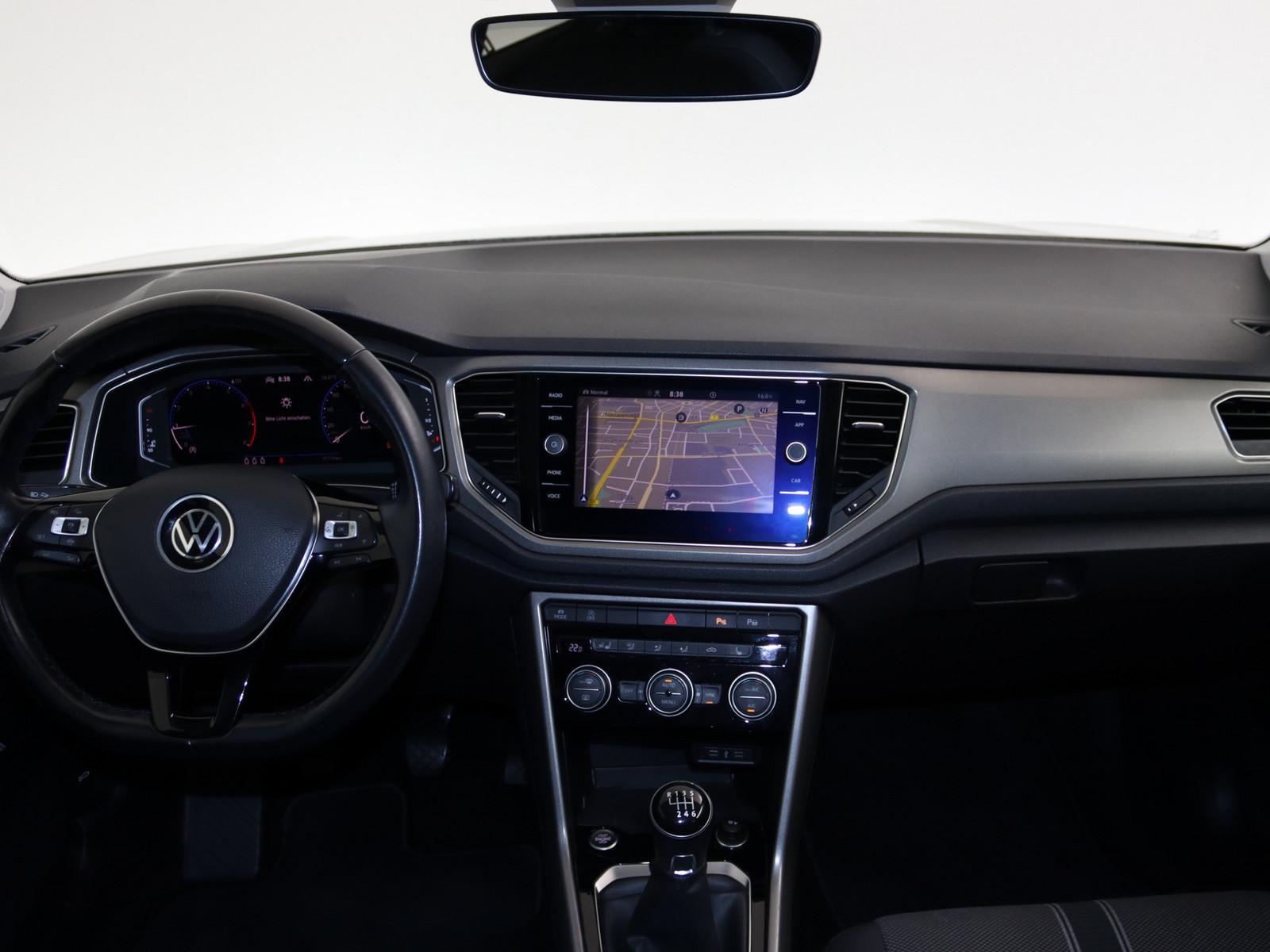 Volkswagen T-Roc 1.5 TSI Style LED AID ACC NAVI KAMERA SHZ