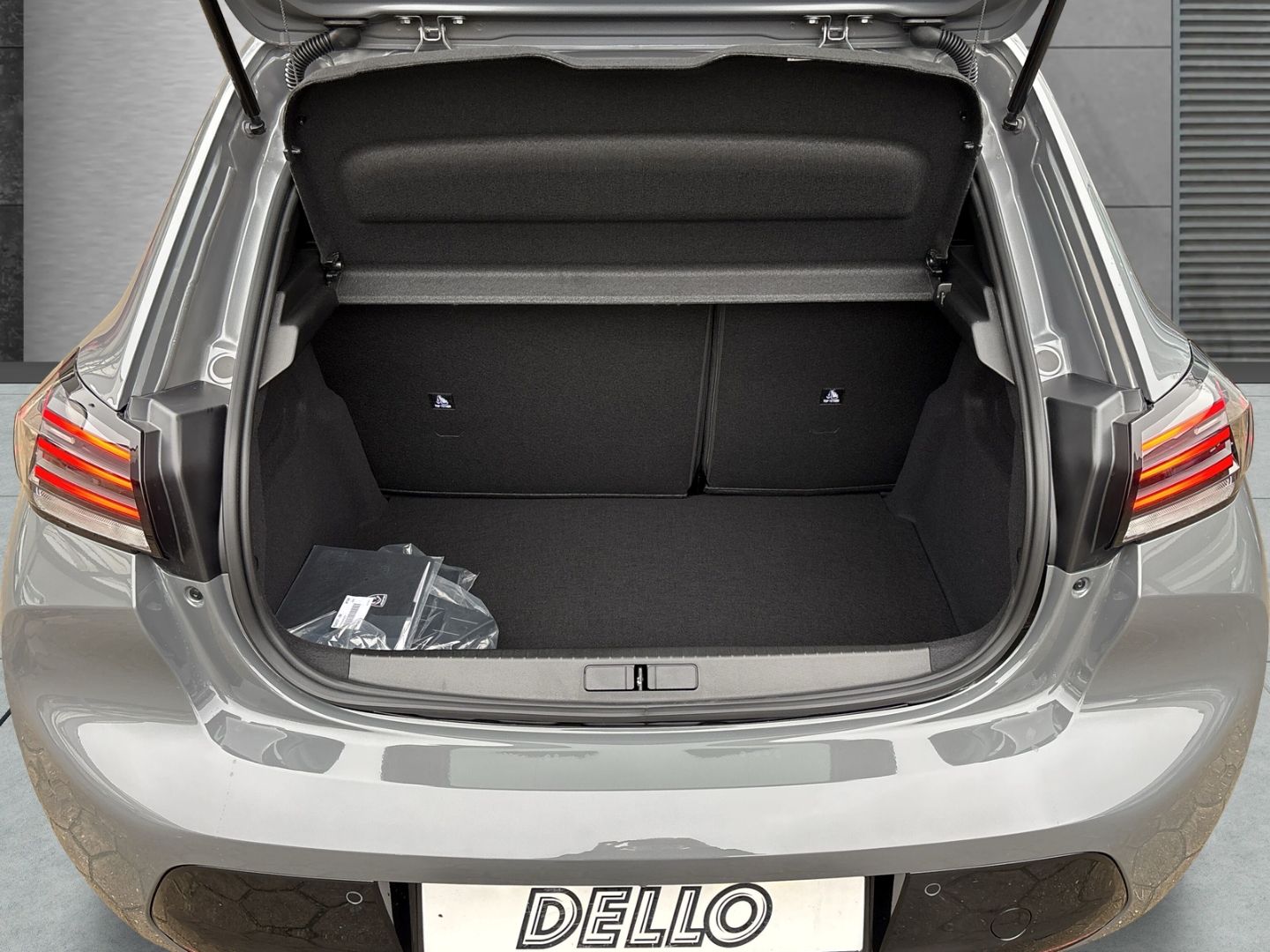 Peugeot 208 - Bild 6