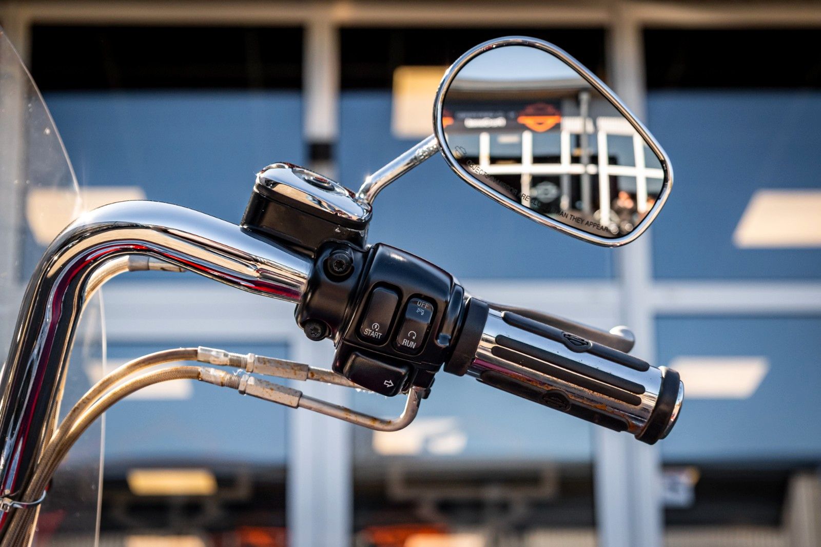 Fahrzeugabbildung Harley-Davidson Road King FLHR - PENZEL - APE -