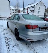 Volkswagen Jetta 1.4 TSI 92kW BlueMotion Technology - - Volkswagen Jetta: 1.9