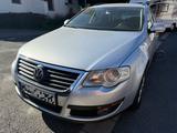 Volkswagen VW Passat 1.9TDi Variant*AHK*TÜV-Neu*SHZ* ... - Volkswagen Passat aus 2006: 1.9